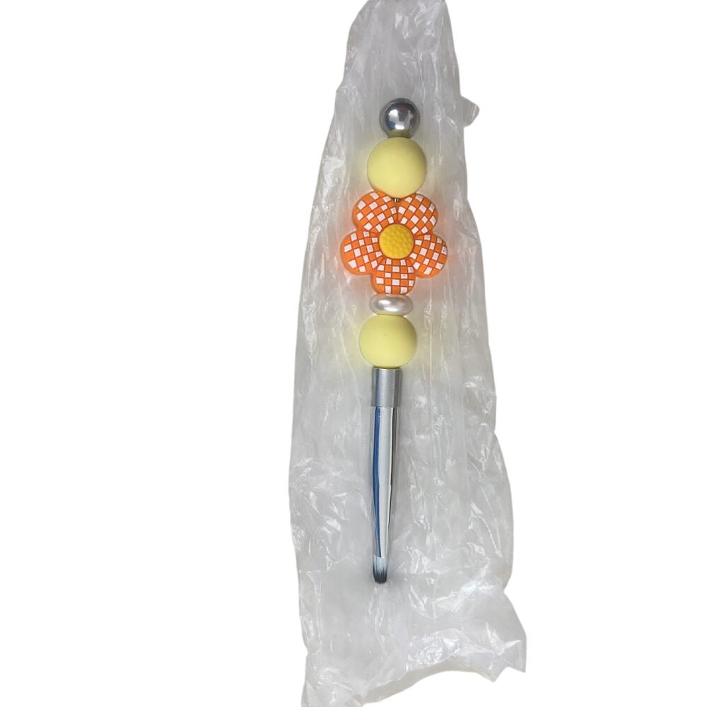 Orange Flower Beadable Makeup Brush - Customizable Beauty
